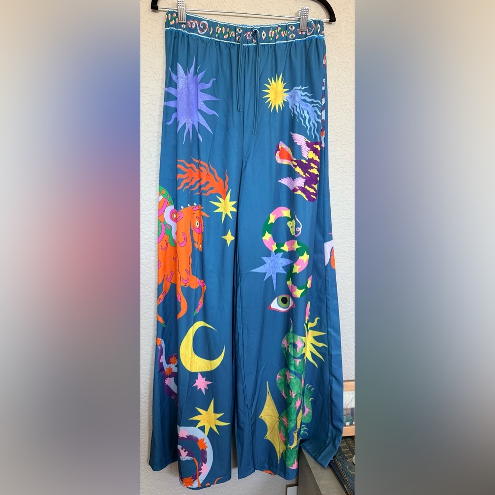 Printed Wide-Leg Jumpsuit in Teal with Celestial Motif - Picture 9 of 16